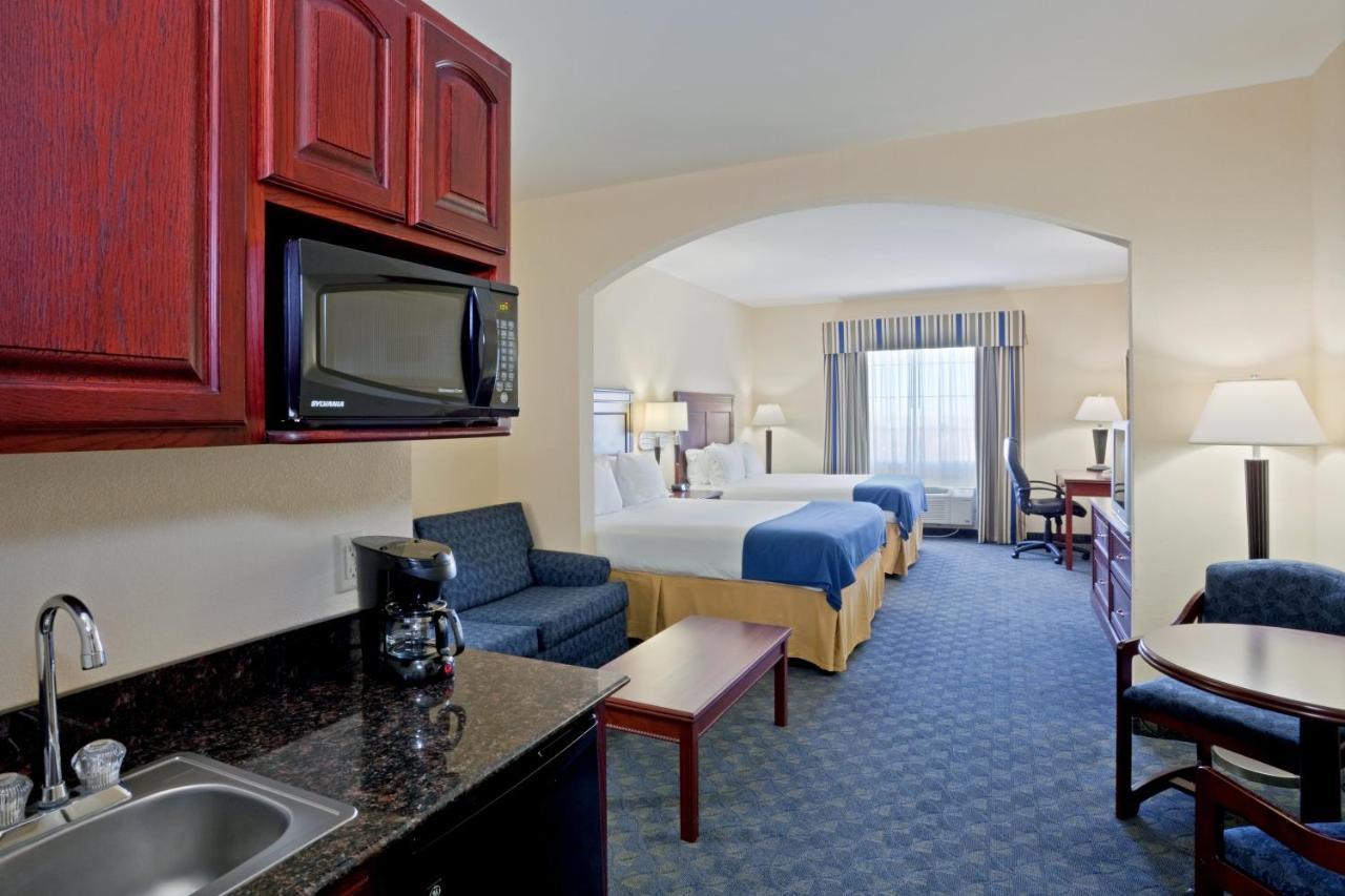 Holiday Inn Express Hotel & Suites Pampa By Ihg Quarto foto