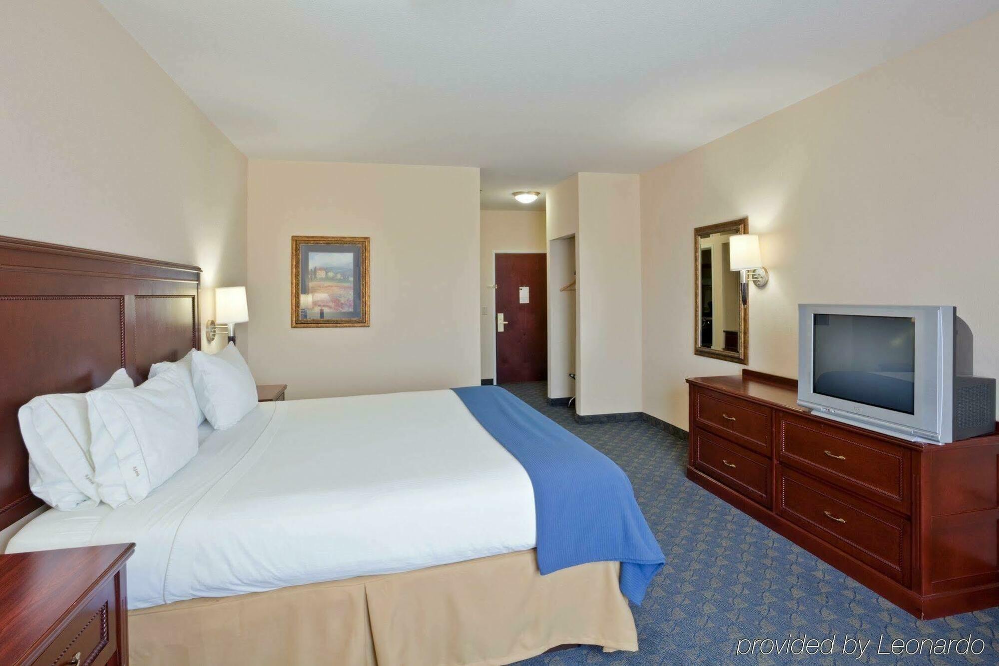 Holiday Inn Express Hotel & Suites Pampa By Ihg Exterior foto